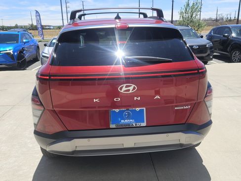 Used 2025 Hyundai Kona Limited AWD/4WD image 6