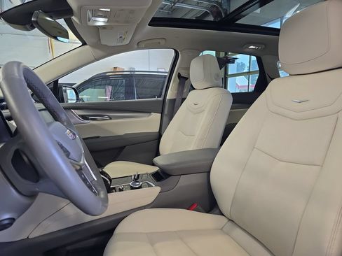 Used 2024 Cadillac XT5 Premium Luxury AWD/4WD image 18