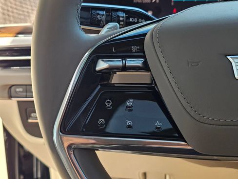 New 2026 Cadillac Escalade Platinum Sport AWD/4WD image 30