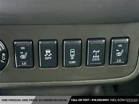 Used 2014 Nissan Frontier PRO-4X w/ Pro-4x Luxury Package image 20