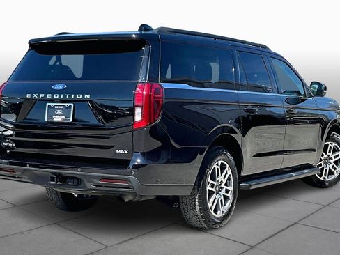 Used 2025 Ford Expedition Max Active image 13