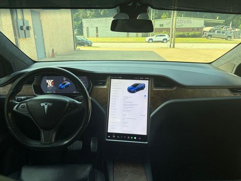 Used 2021 Tesla Model X AWD/4WD image 40