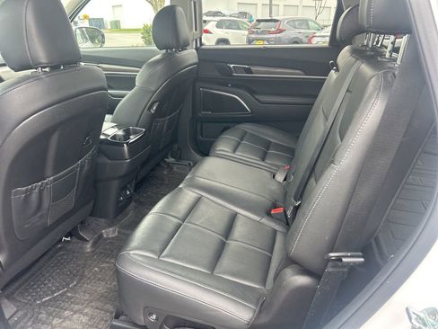 Used 2021 Kia Telluride SX image 11