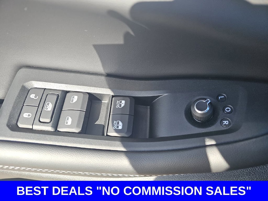Used 2026 Jeep Grand Cherokee Limited AWD/4WD image 29
