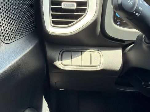 New 2026 Hyundai Venue SEL FWD image 30
