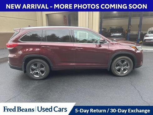 Used 2018 Toyota Highlander Limited Platinum AWD/4WD image 6