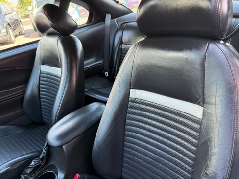 Used 2004 Ford Mustang Mach 1 RWD image 35