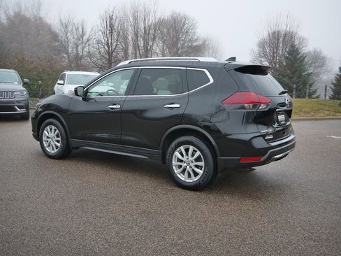 Used 2020 Nissan Rogue SV image 44