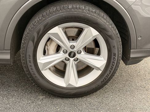 Certified 2023 Audi Q7 2.0T Premium w/ Convenience Package image 20