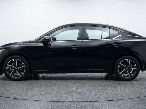 Used 2025 Nissan Sentra SV FWD image 5