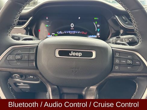 Used 2023 Jeep Grand Cherokee 4WD 4xe w/ Luxury Tech Group II image 20
