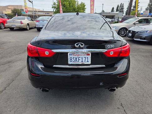 Used 2016 INFINITI Q50 Premium w/ 2.0T Premium Plus Package RWD image 3