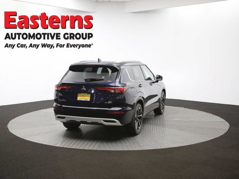 Used 2023 Mitsubishi Outlander SEL image 39