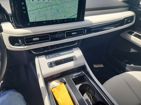 New 2026 Lincoln Aviator Reserve AWD/4WD image 36