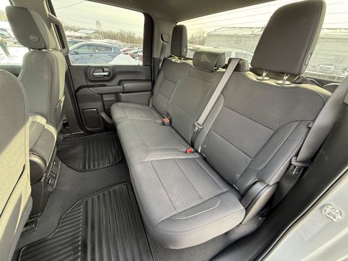 Used 2025 Chevrolet Silverado 2500 Custom w/ Custom Value Package image 28