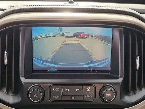 Used 2018 GMC Canyon Denali image 13