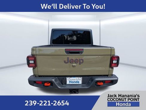 Used 2026 Jeep Gladiator Mojave AWD/4WD image 5