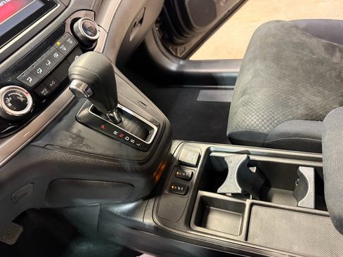 Used 2015 Honda CR-V EX image 19