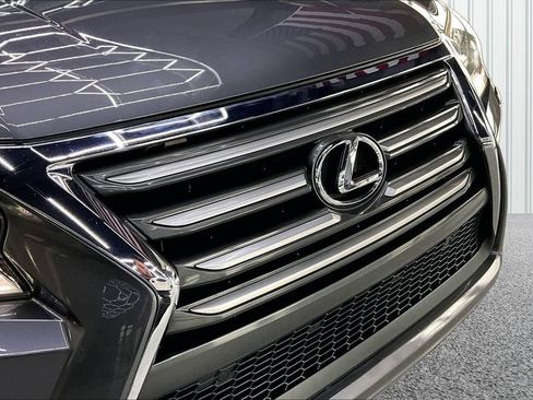 Used 2015 Lexus GX 460 w/ Premium Package AWD/4WD image 36