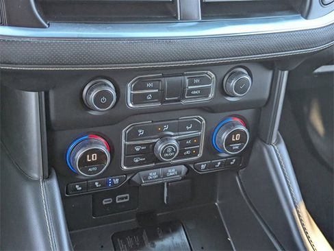 Used 2023 Chevrolet Tahoe Premier image 28