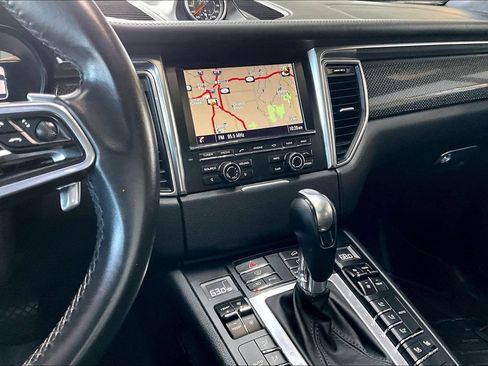 Used 2015 Porsche Macan Turbo AWD/4WD image 9
