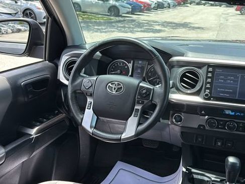 Used 2023 Toyota Tacoma SR5 RWD image 13