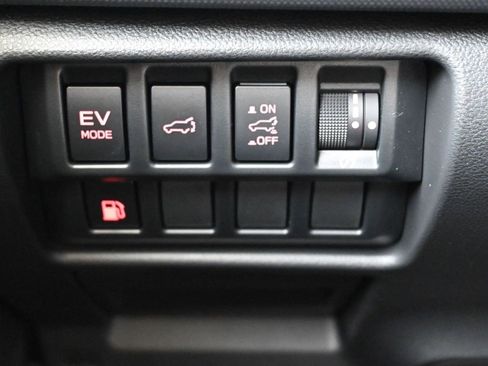 New 2025 Subaru Forester Premium image 24