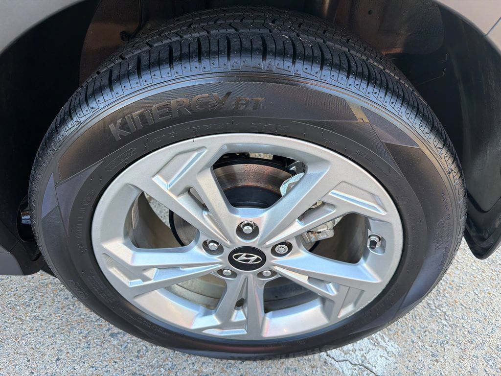 Used 2022 Hyundai Kona SEL w/ Convenience Package FWD image 19