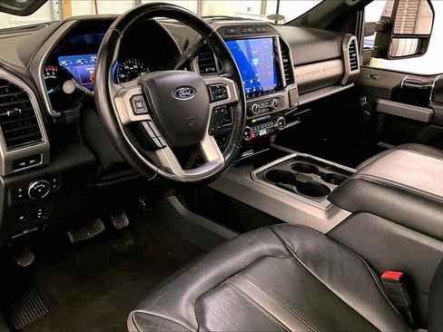 Used 2022 Ford F250 Platinum w/ Tremor Off-Road Package image 12