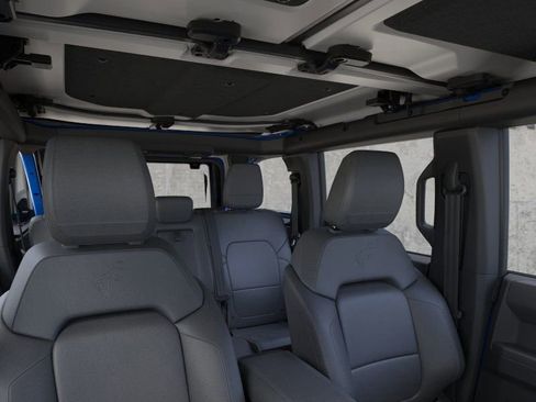 New 2026 Ford Bronco Badlands image 12