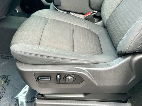 Used 2021 Chevrolet Silverado 1500 LT image 19