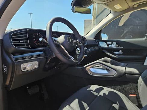 Used 2026 Mercedes-Benz GLE 350 4MATIC image 2