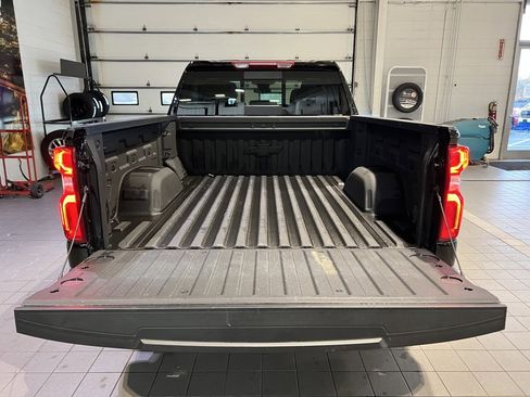 Used 2024 Chevrolet Silverado 1500 RST w/ Convenience Package II image 10