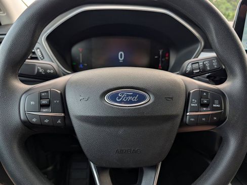Used 2025 Ford Escape Active FWD image 23