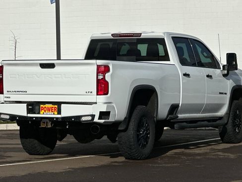 Used 2023 Chevrolet Silverado 3500 LTZ w/ LTZ Plus Package image 4
