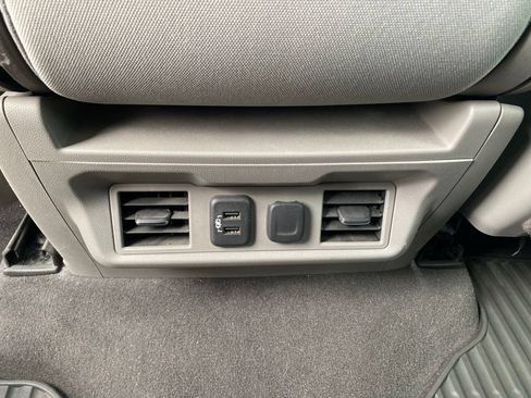 Used 2020 GMC Sierra 1500 SLE w/ SLE Value Package RWD image 29