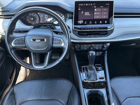 Used 2022 Jeep Compass Limited image 29