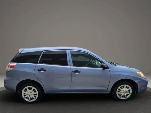 Used 2005 Toyota Matrix image 11