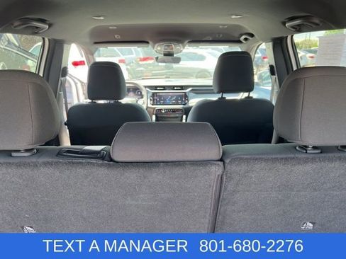 Used 2026 Jeep Cherokee Laredo AWD/4WD image 36