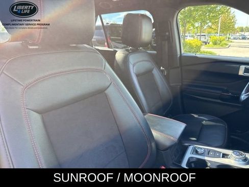 Used 2023 Ford Explorer ST-Line w/ Class IV Trailer Tow Package AWD/4WD image 10