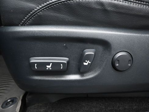 Used 2022 Toyota 4Runner Limited image 10