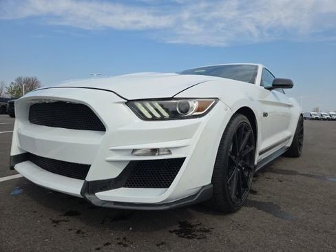 Used 2016 Ford Mustang GT RWD image 2