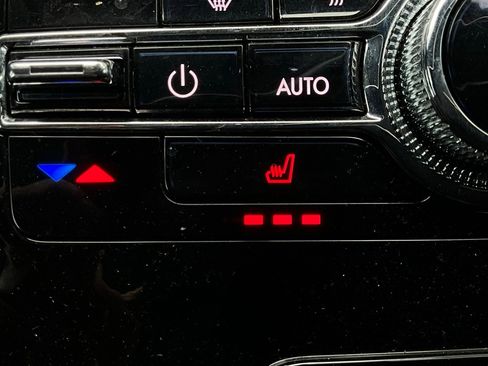 Used 2020 Lincoln Corsair FWD w/ Equipment Group 101A image 26