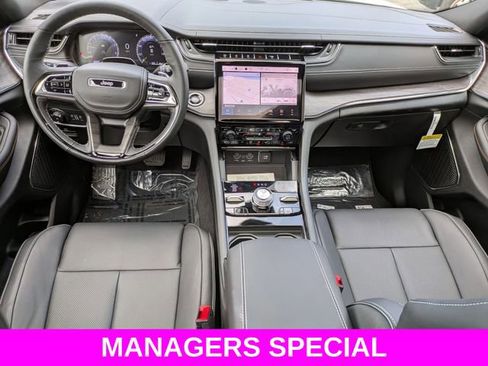 New 2025 Jeep Grand Cherokee L Overland w/ Advanced Protech Group III AWD/4WD image 23