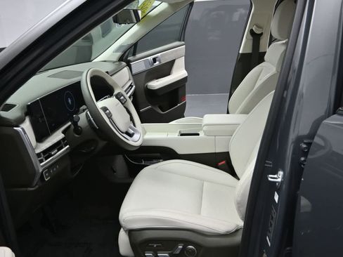 Certified 2025 Hyundai Santa Fe Calligraphy AWD/4WD image 15