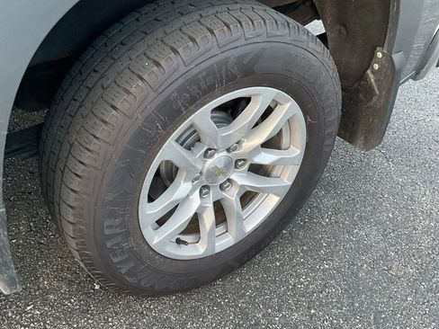 Used 2019 Chevrolet Silverado 1500 LT w/ All-Star Edition image 14