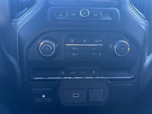 Used 2019 Chevrolet Silverado 1500 Custom Trail Boss w/ Custom Convenience Package image 18