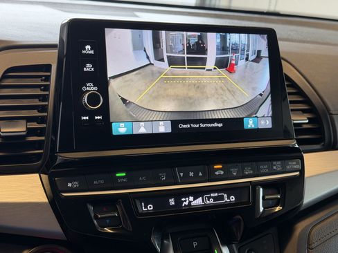 Used 2026 Honda Odyssey EX-L image 12