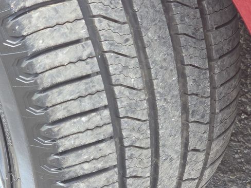 Used 2018 Ford Fusion SE w/ Equipment Group 201A FWD image 10