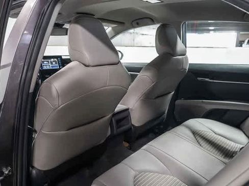 Certified 2022 Toyota Camry SE image 20